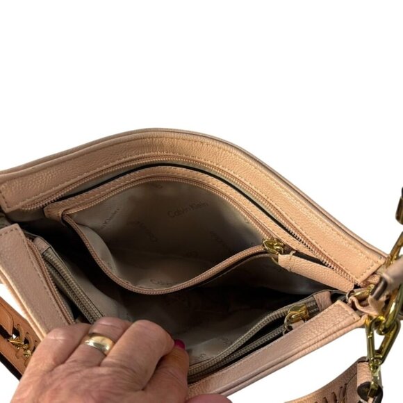 Calvin Klein Blush Pink Leather Crossbody Bag With Gold Chain Strap & Adjustable - Picture 7 of 12